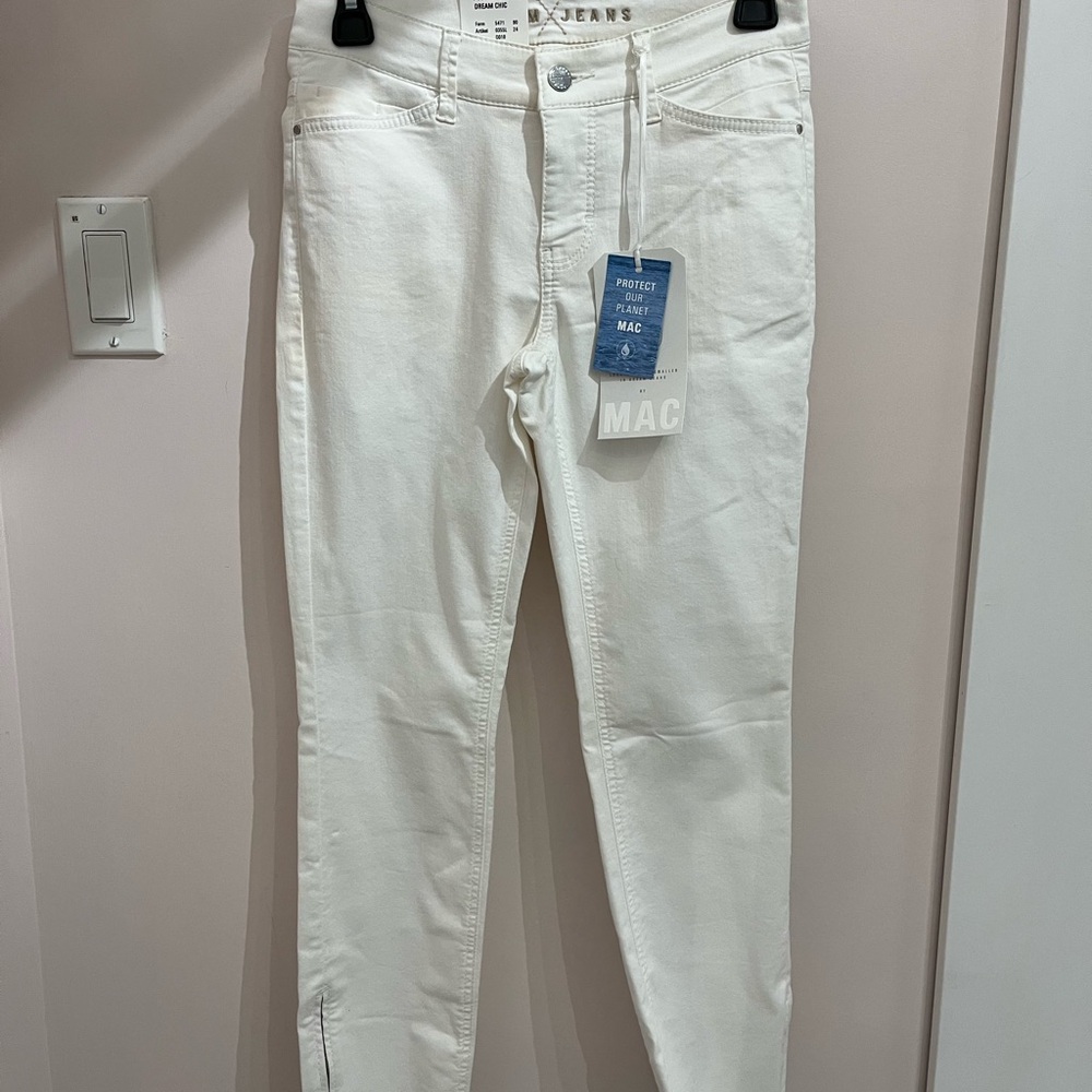 MAC Jeans Women's White Straight Leg Dream Pants